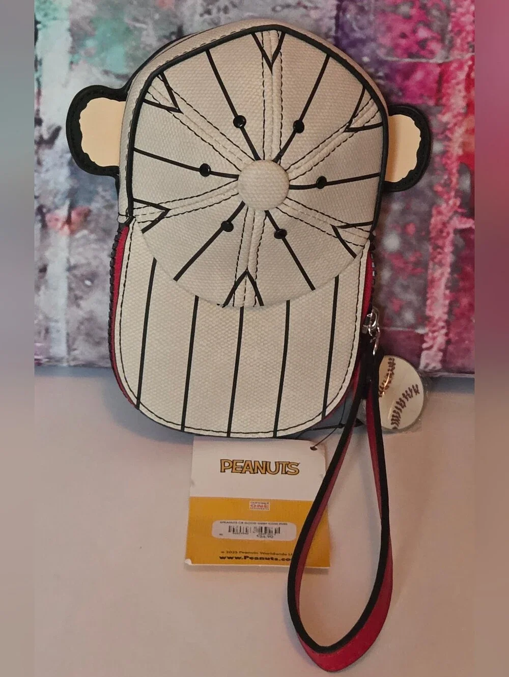 Peanuts Snoopy Cream & Black Wristlet Pouch with Red Trim NWT